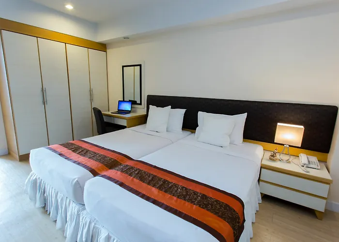 Sky Place Srinakarin 3* Bangkok