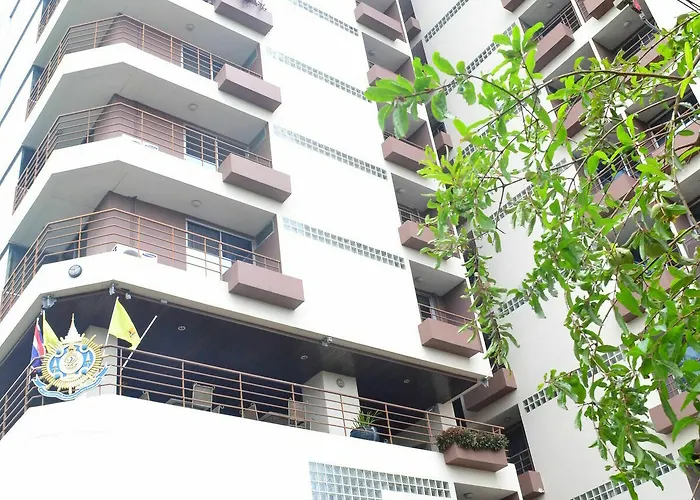 Sky Place Srinakarin 3* Bangkok