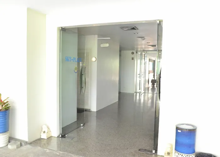 Sky Place Srinakarin Apartahotel 3*